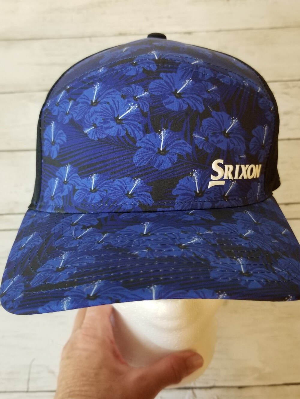 Srixon Limited Edition Hawaii Collection Tropical Floral Snapback Golf Cap Hat